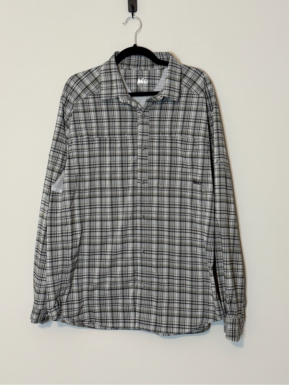 REI Men’s Plaid Vented Hiking Shirt – Size XL